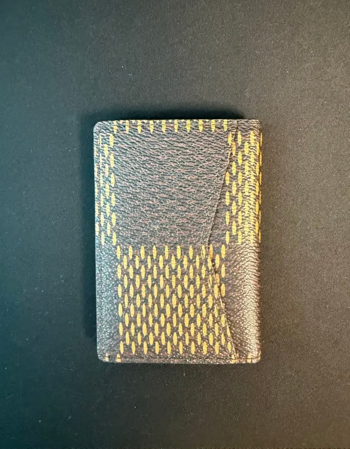 루이비통 x 니고 덕(duck) 반지갑 상품이미지4