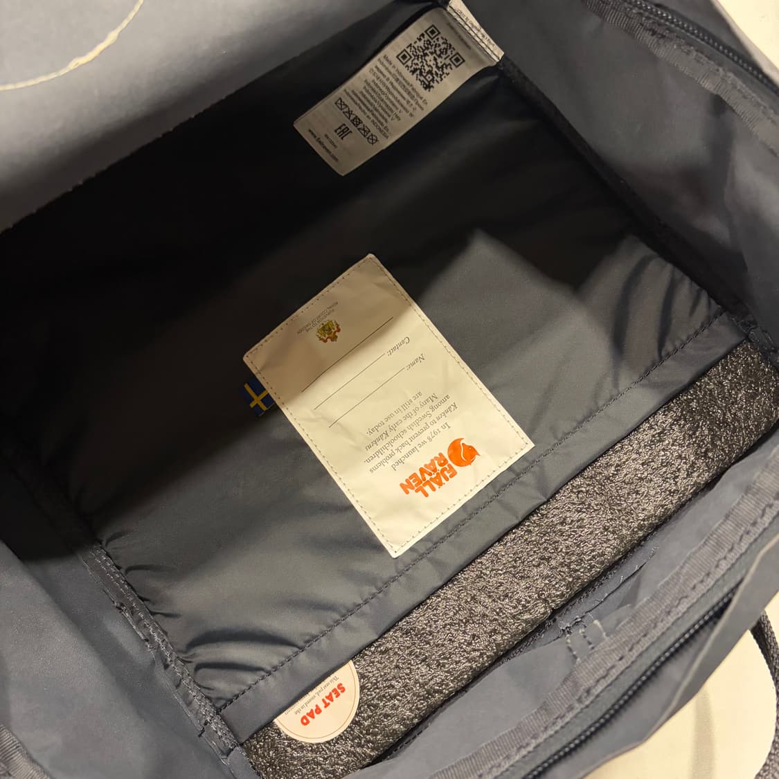 피엘라벤 칸켄 백 챠콜 백팩 상품이미지6