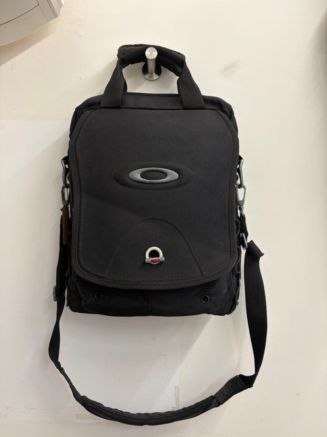 N99. 오클리 빈티지 메신저백 상품이미지1