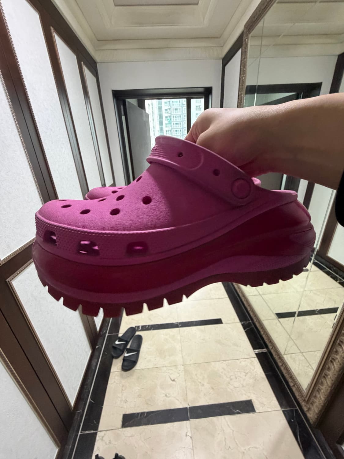크록스 메가 크러쉬 클로그 핑크 260 상품이미지2