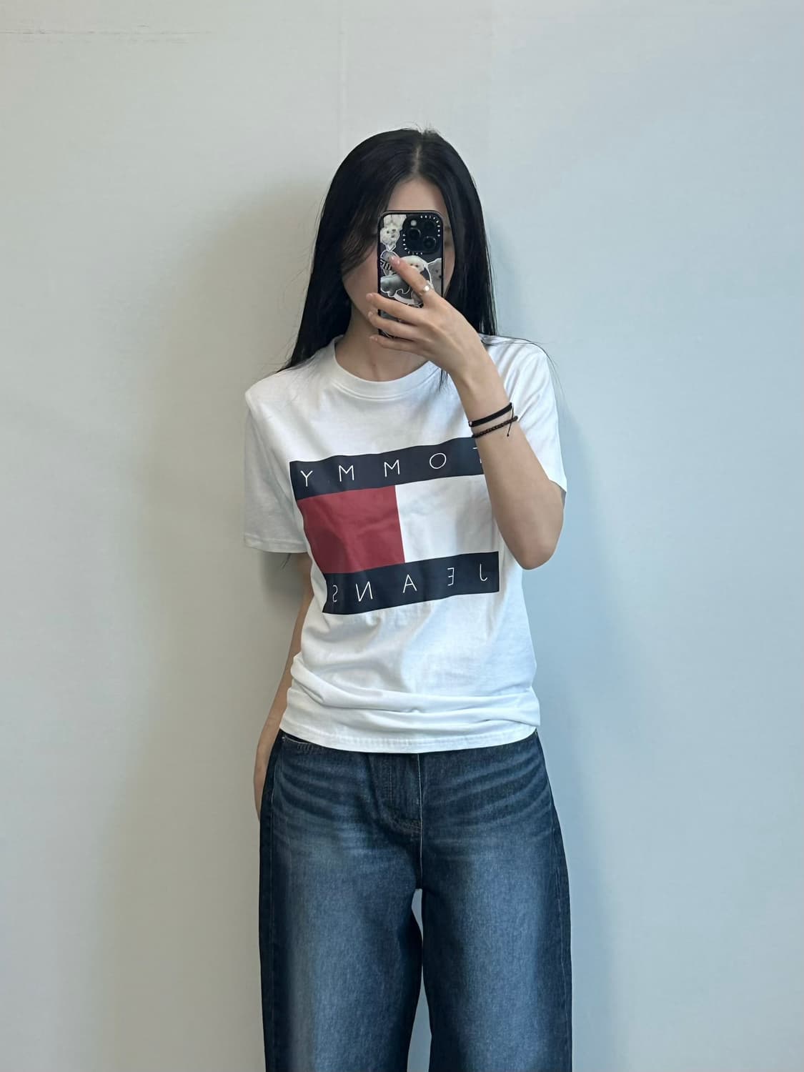 타미힐피거 박스로고 화이트 반팔 티셔츠 상품이미지1