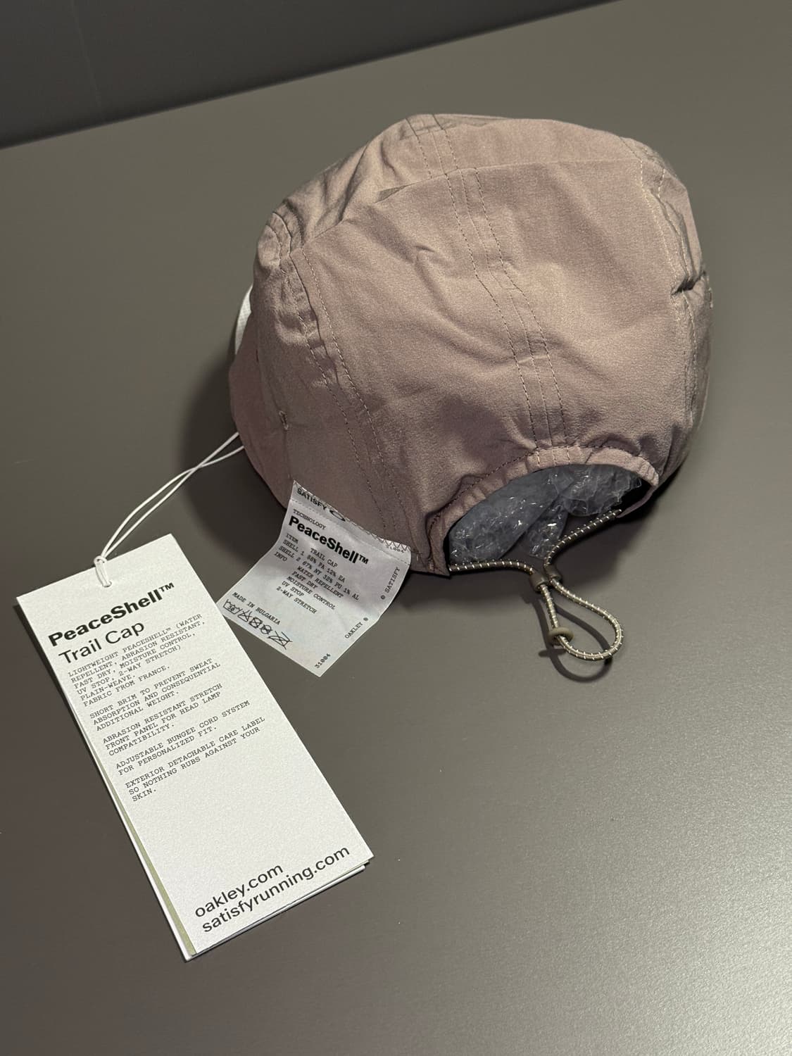 satisfy x oakley peaceshell trail cap 상품이미지5