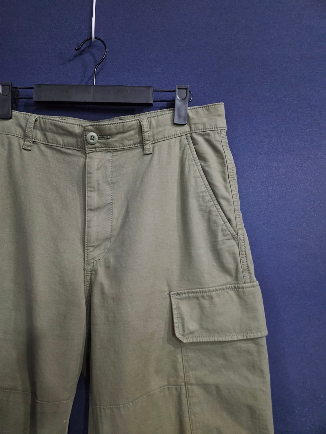 유니클로 카키 남성 허리 32~33 카고팬츠  상품이미지4