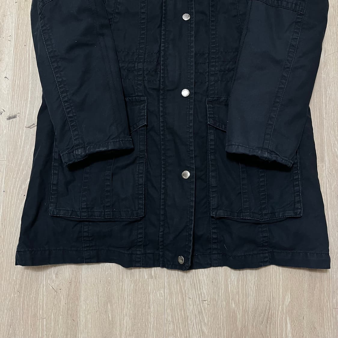 게스 GUESS 여성 쿼드포켓 양털 내피 후드 야상 점퍼 S(90) 상품이미지8