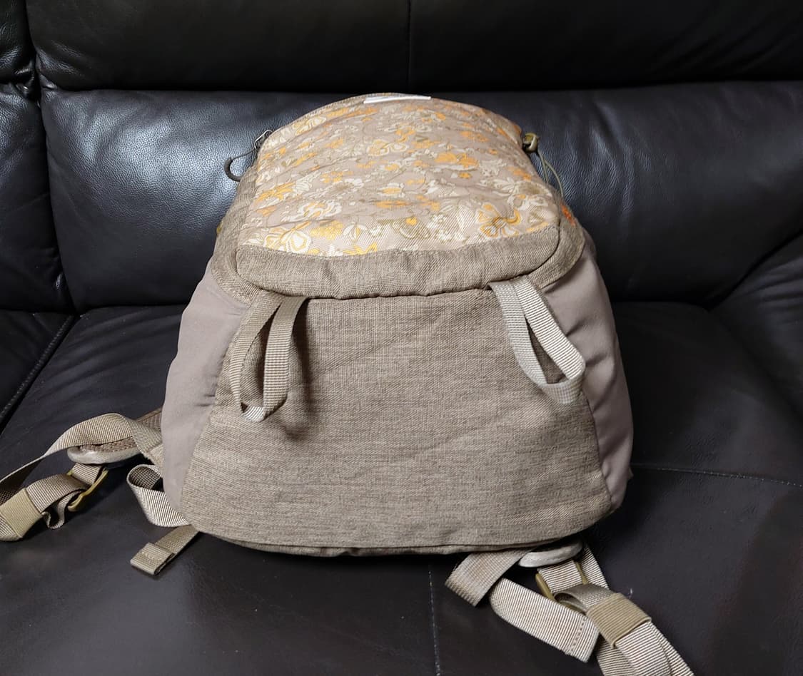메렐 플라워 패턴 등산배낭(15L)  

 상품이미지5
