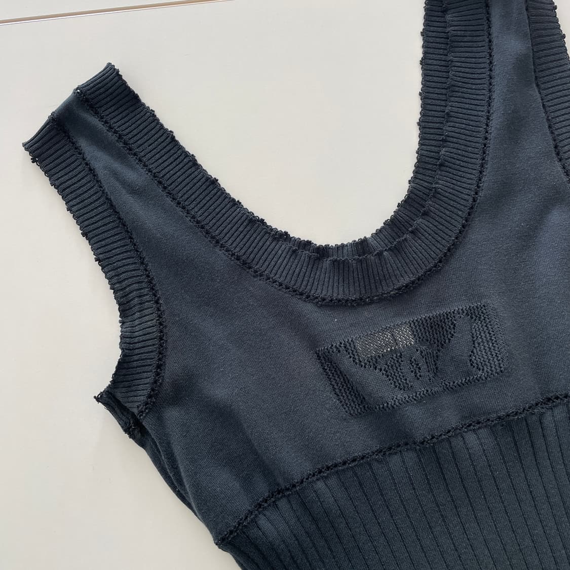 샤넬 04s 38|44-55 슬리브리스 니트 탑 상품이미지3