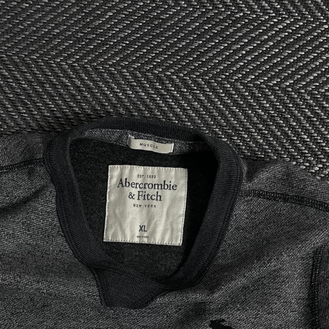 아베크롬비 y2k 디테일 크루넥 스웻 셔츠y 3418 상품이미지5