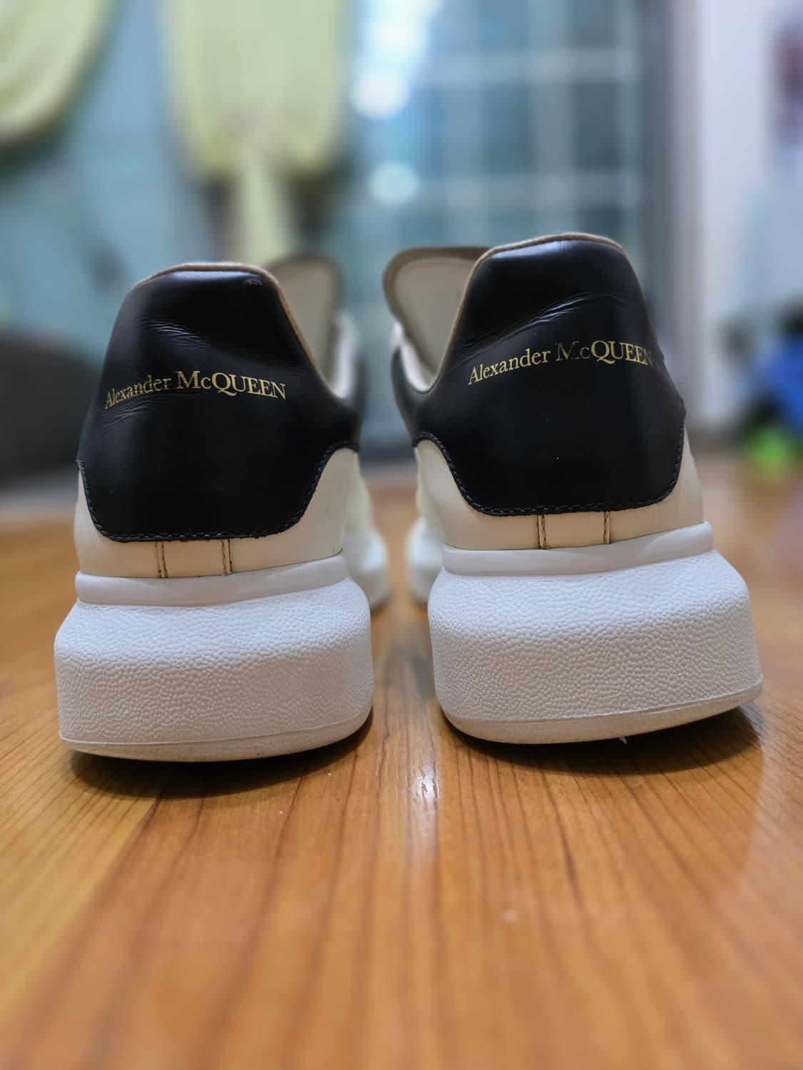 알렉산더맥퀸 오버솔 스니커즈 265 상품이미지2