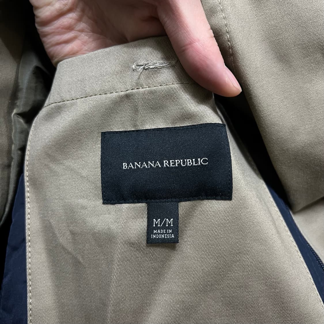 바나나 리퍼블릭 안감 내피 더블 트렌치코트 [라이트 베이지] M/95 상품이미지4