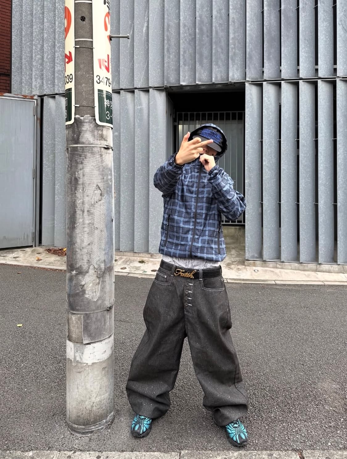 버튼플라이 와이드 생지 데님팬츠 블랙 상품이미지2