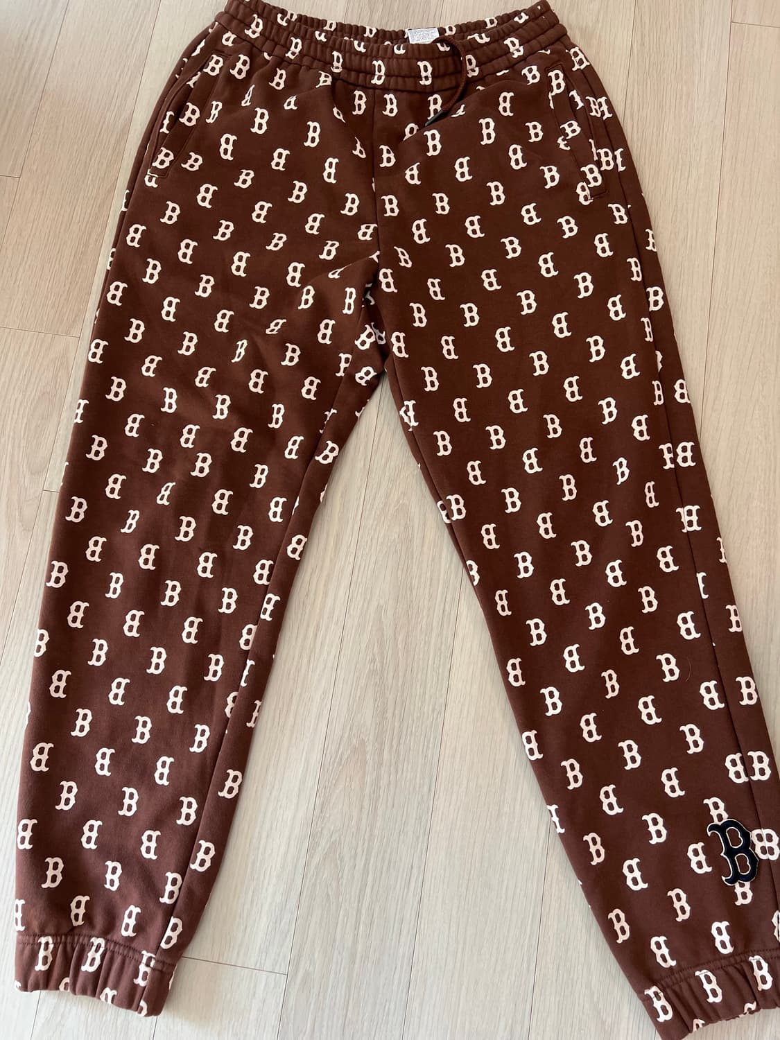 MLB 틀래식 모노그램 전판 패턴 조기팬츠 상품이미지1