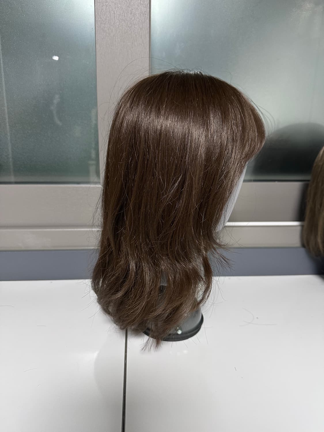 중단발 레이어드컷 인모 가발(박승철 스튜디오) 상품이미지6