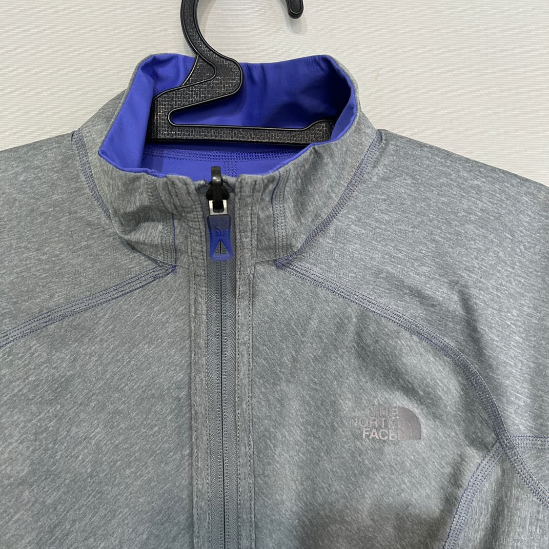 노스페이스 여성 바람막이 점퍼 90 상품이미지2