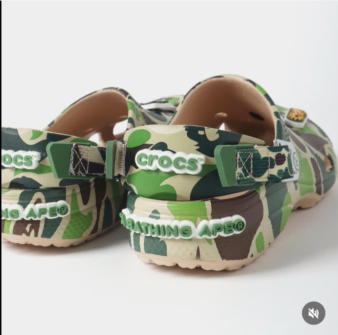 베이프x크록스 콜라보 클래식 카모 클로그 상품이미지7
