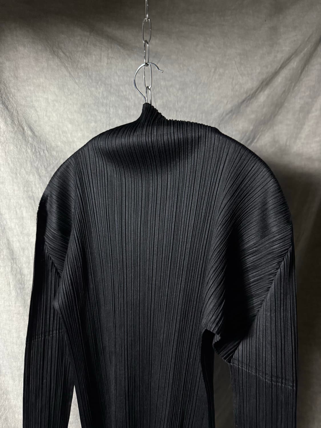 PLEATS PLEASE ISSEY MIYAKE High Neck Top 상품이미지8