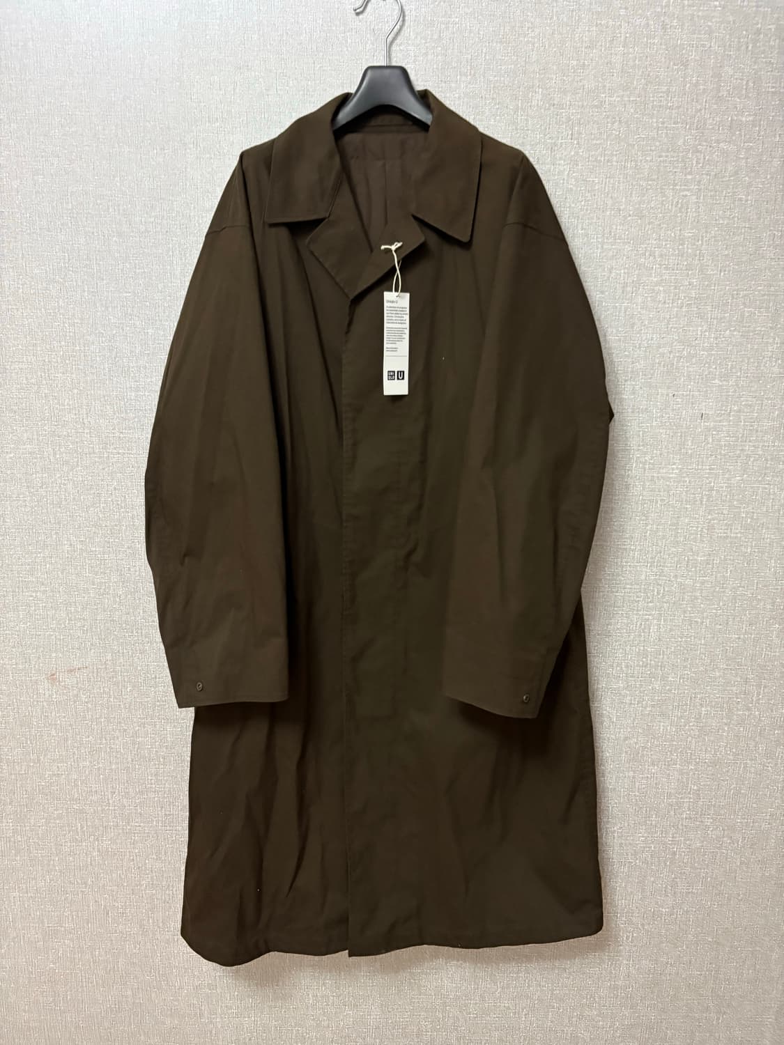 FW24 유니클로 U 오버사이즈 싱글브레스트 코트 상품이미지4