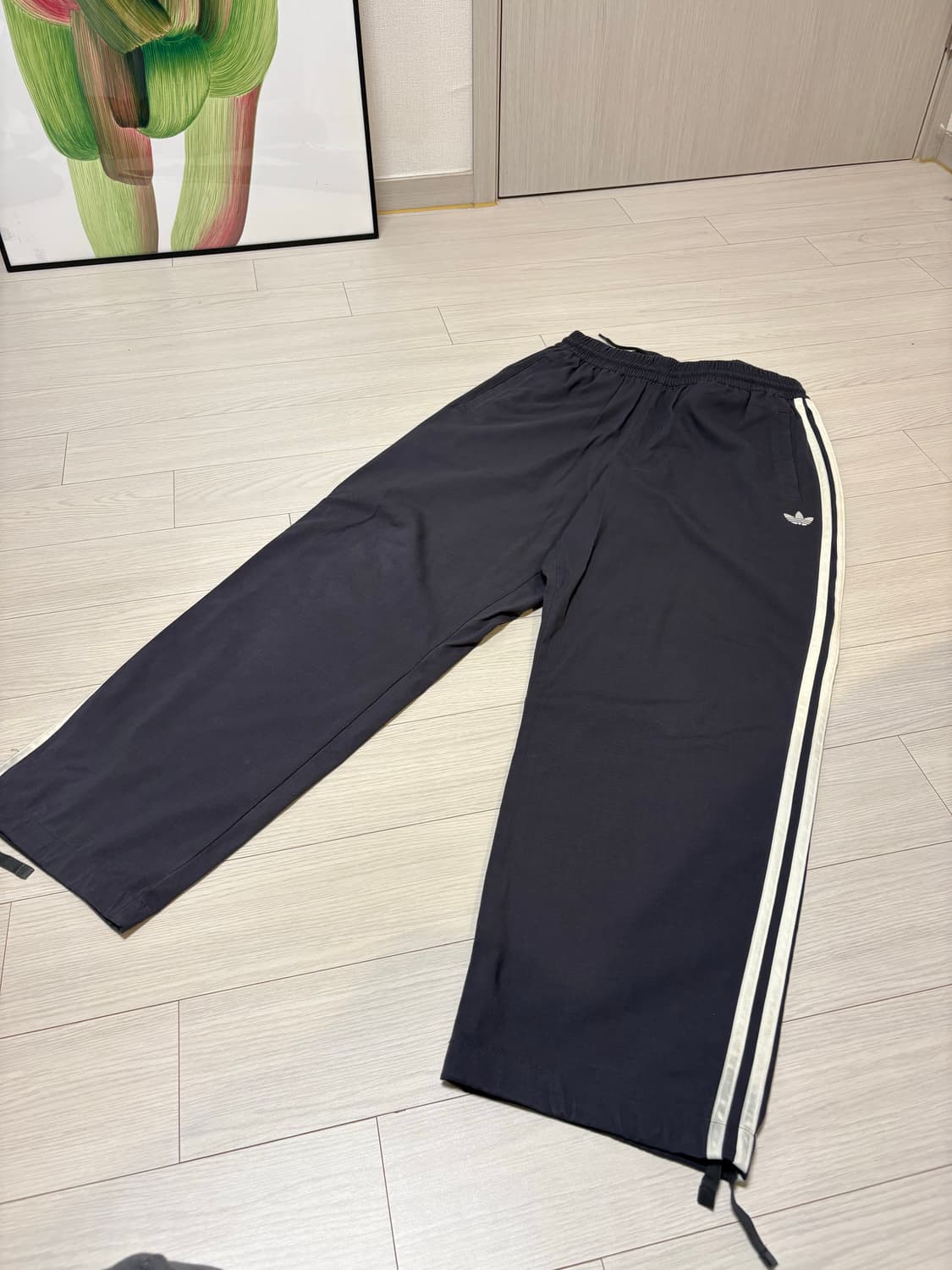 아디다스 파이어버드 삼선 스케이드보드 배기핏 팬츠 네이비 M(30인치) 상품이미지2