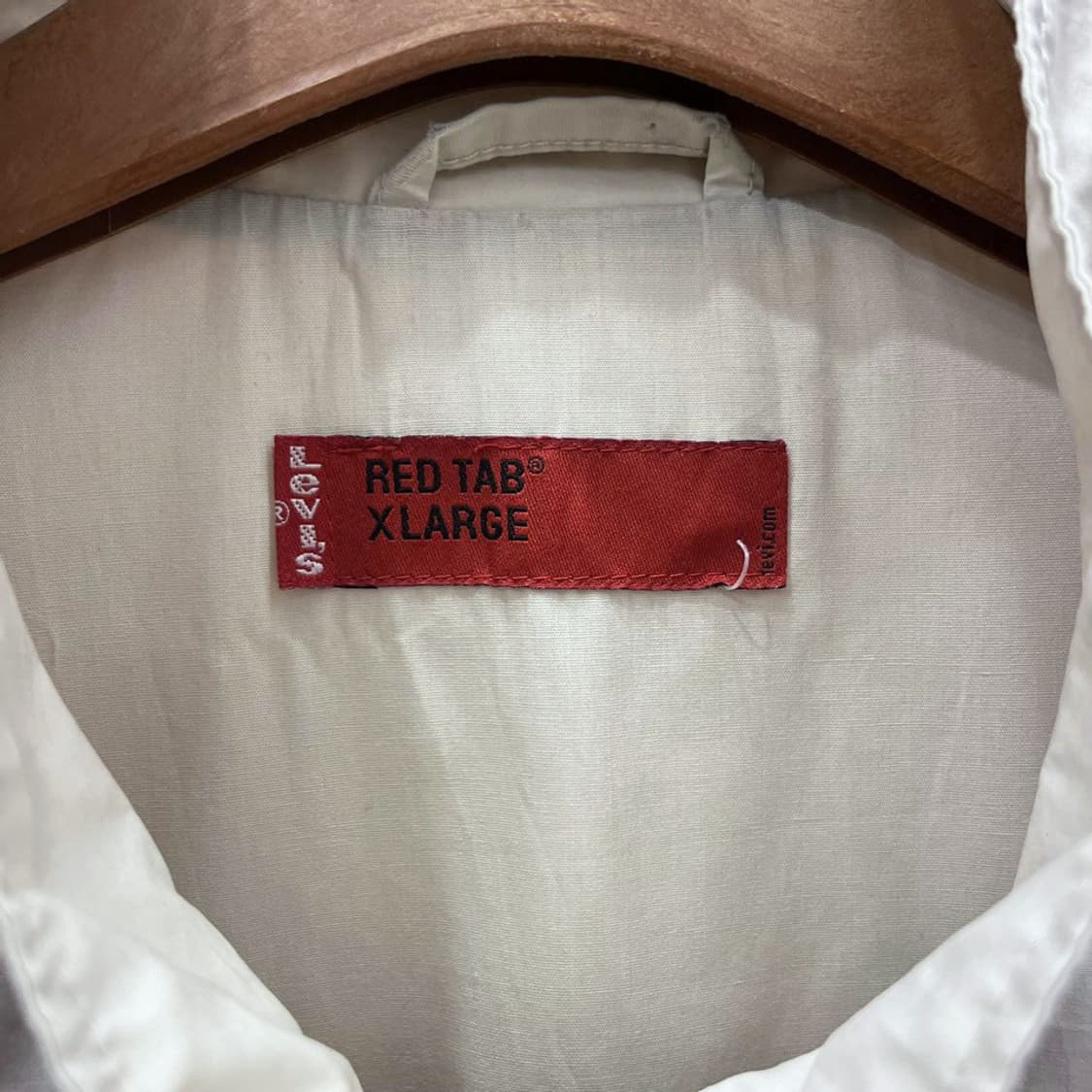 리바이스 나일론 자켓 싱글 체스트 포켓 디테일 레귤러핏 베이지 상품이미지7