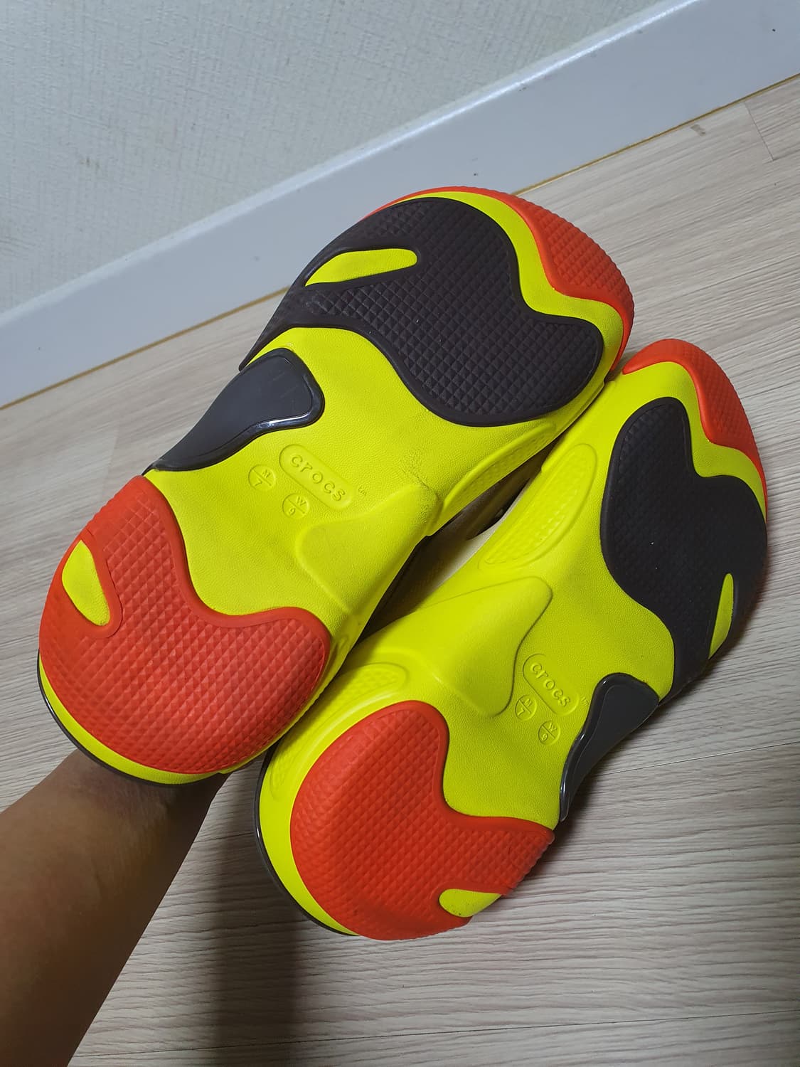 크록스 버블 크러쉬 클로그 260 상품이미지6