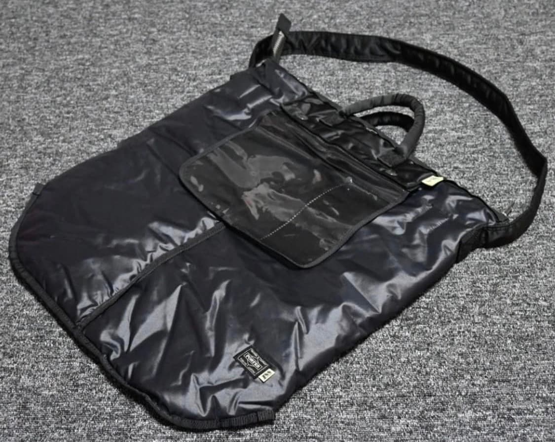 요시다 포터 X 빔즈 SSZ 리버시블 탱커 헬멧백 블랙 상품이미지2