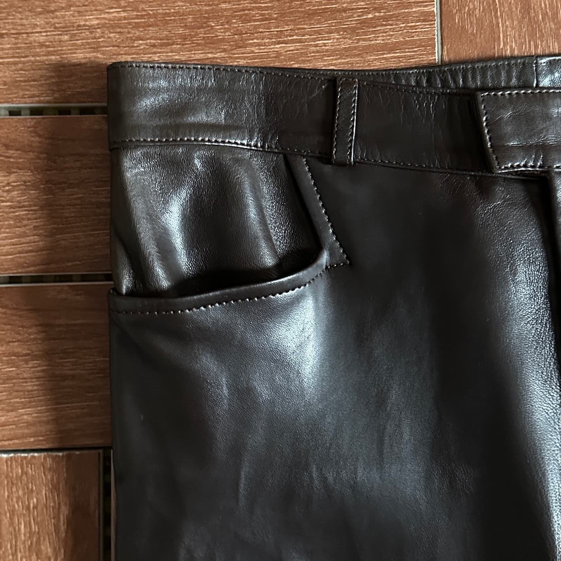 Gucci Italy made genuine leather pants 상품이미지5