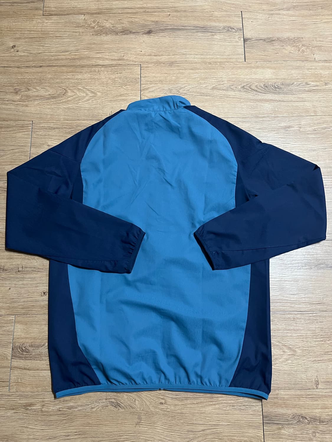 25-26 아스날 프리젠테이션 자켓 상품이미지2