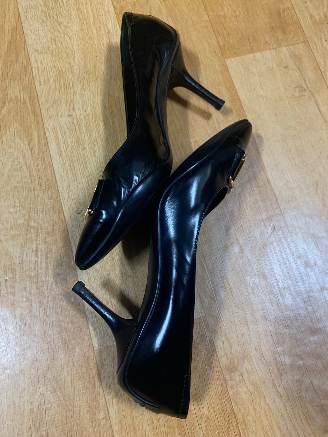 루이비통 로고-플레이 펌프스(35.5 사이즈) 상품이미지4