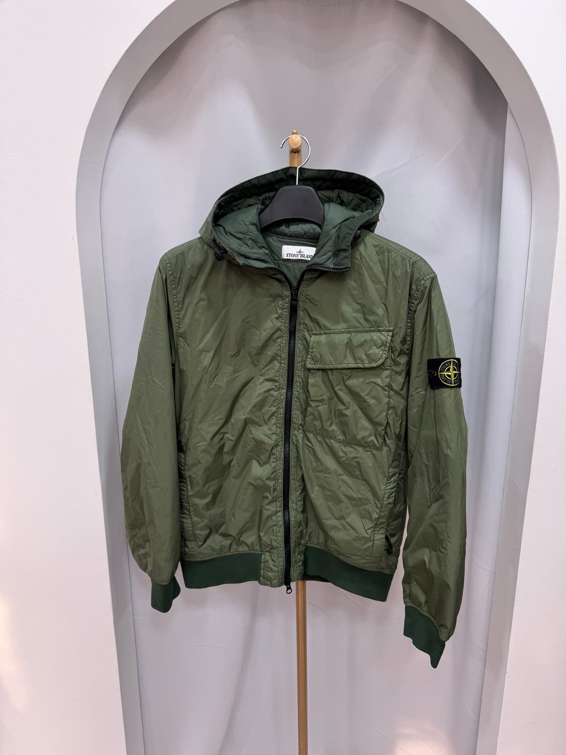 백화점판 스톤아일랜드 크링클랩스 봄버 자켓 S  상품이미지1