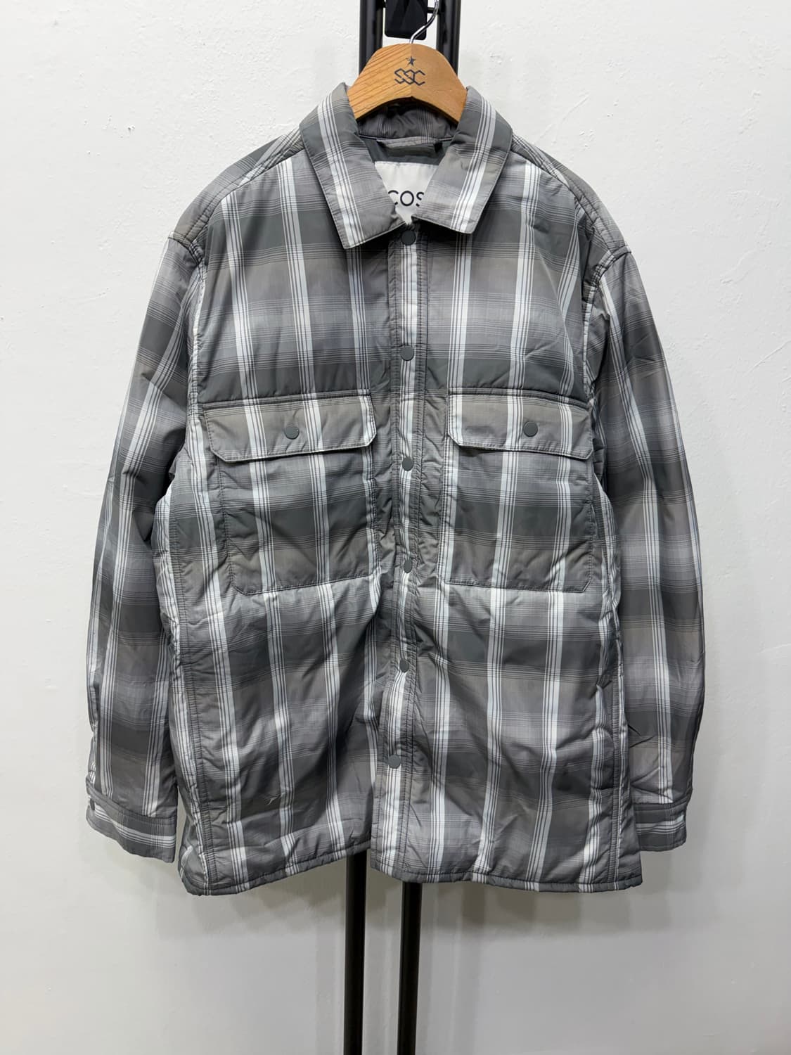 정품) COS 코스 남성 체크 경량패딩 자켓 L 상품이미지1