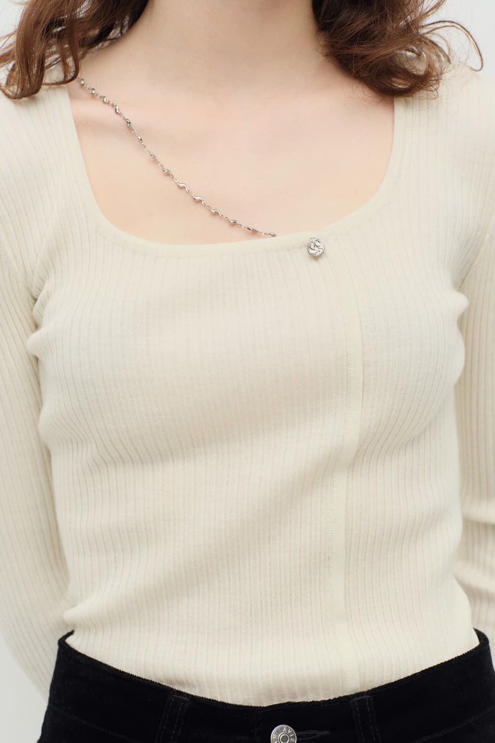 (급처) 강민경 아비에무아 니트 (캐시미어 웨이브 체인 립드 니티드 탑) 상품이미지3