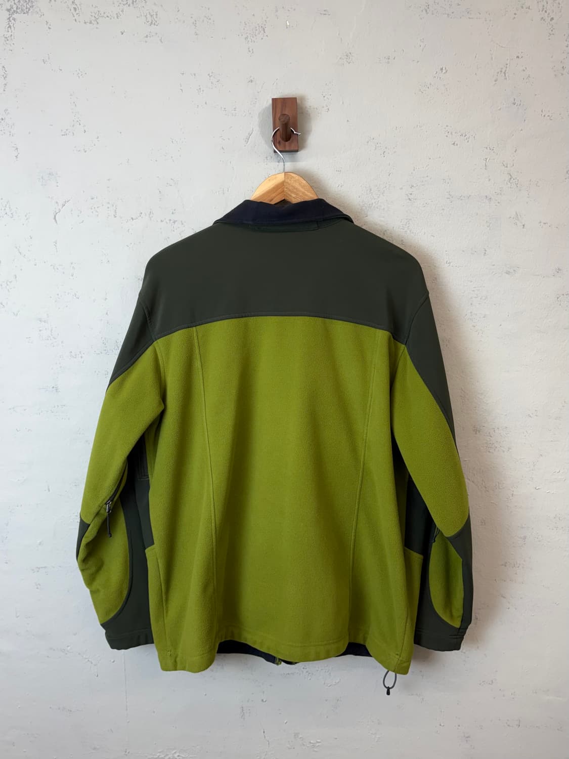 마운틴하드웨어 에어쉴드 엘리트 테크 플리스 자켓 상품이미지2