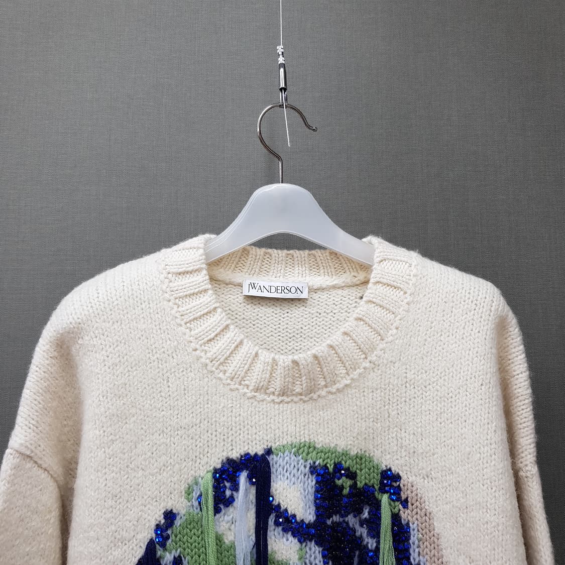 JWANDERSON  울 100% 그래픽 디테일 니트  L사이즈 상품이미지3