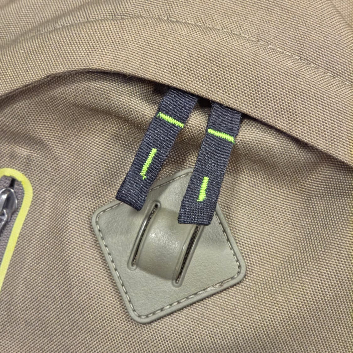 나이키 백팩 카키색 가방 상품이미지5