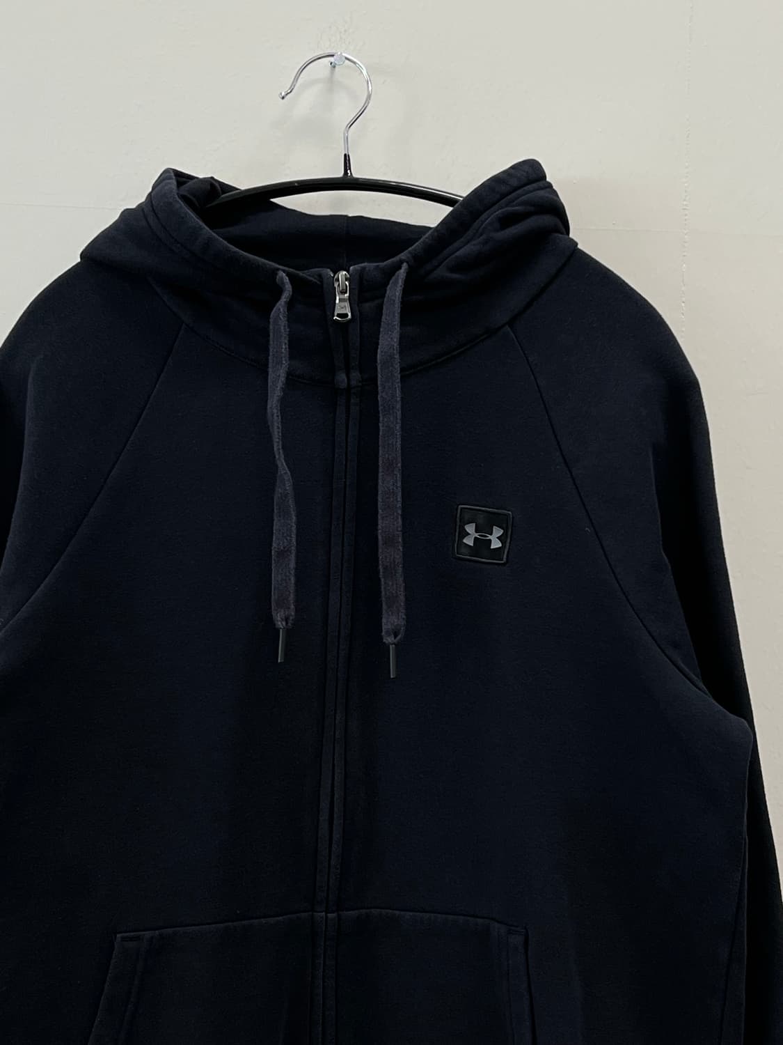 언더아머 스몰로고 후드집업 블랙 상품이미지3