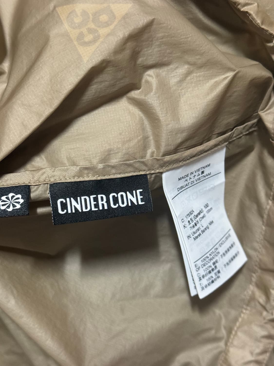 나이키 acg 신더콘 자켓 상품이미지3