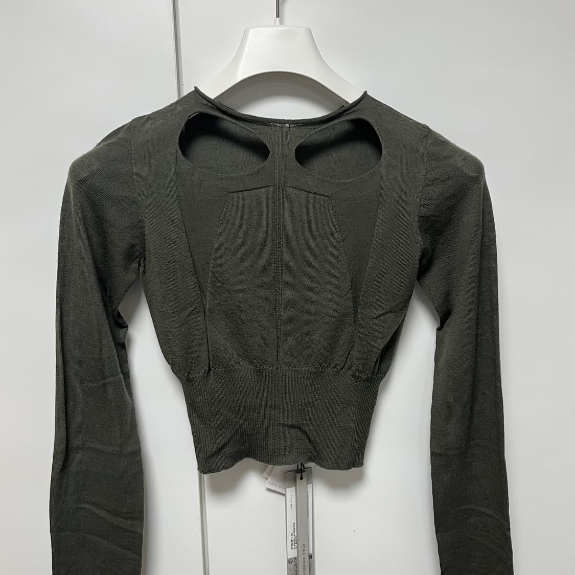 [S]릭오웬스 25fw 컷 아웃 롱 슬리브리스 니트 상품이미지1