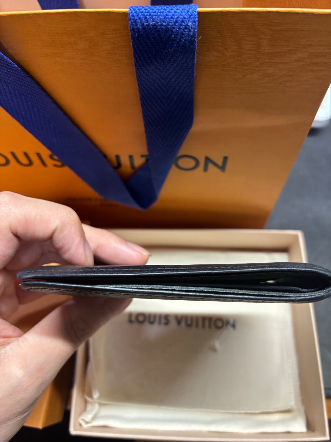 루이비통 쉐도우 반지갑 상품이미지6