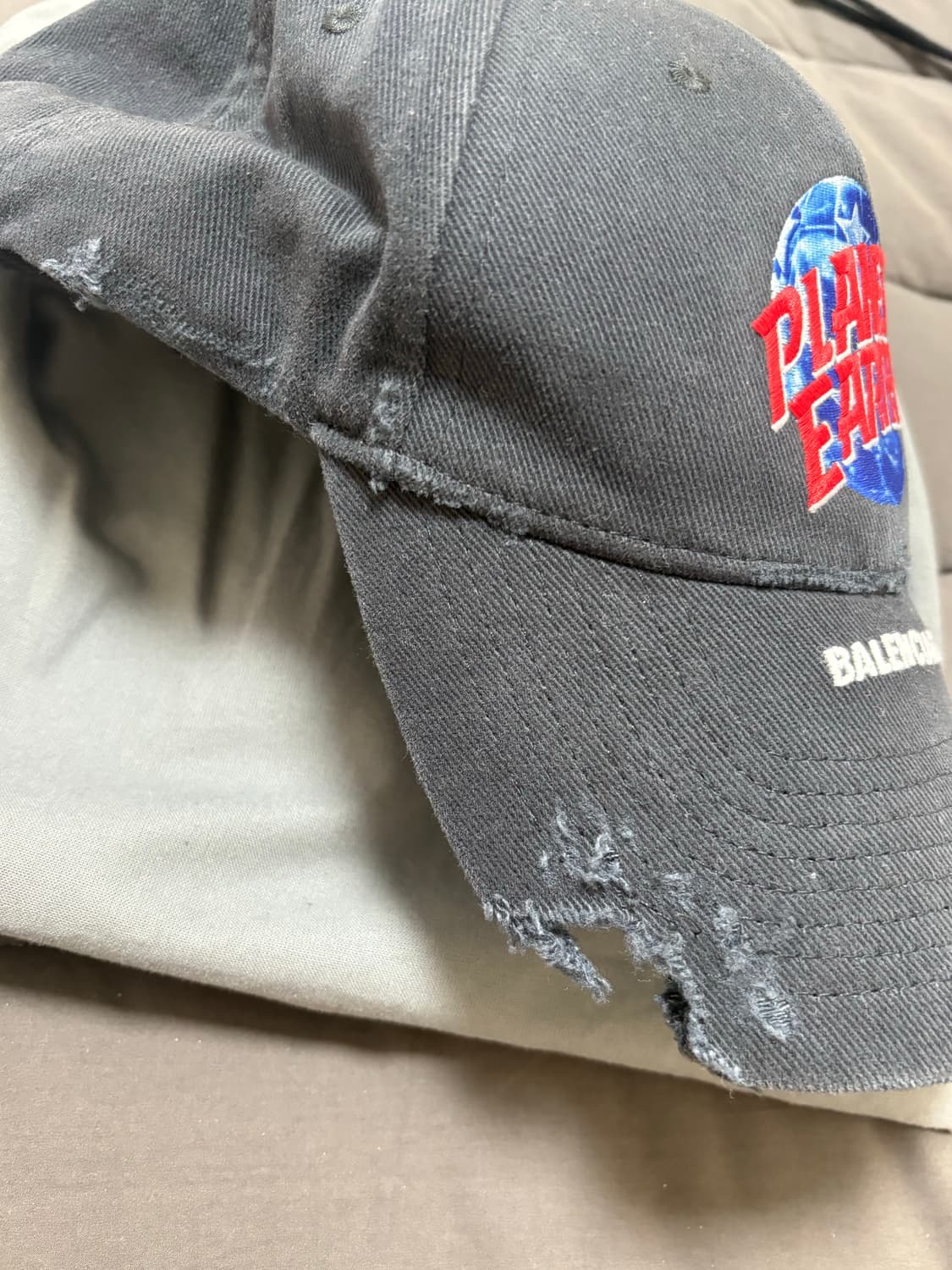 발렌시아가 플래닛어스 볼캡 상품이미지5