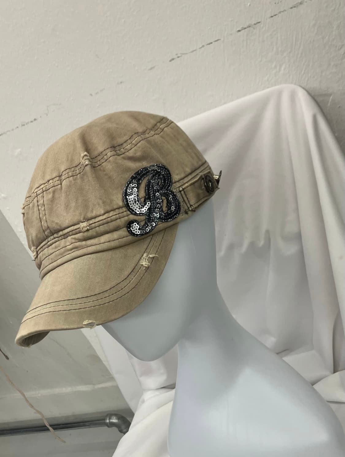 스팽글 데미지 볼캡 상품이미지1