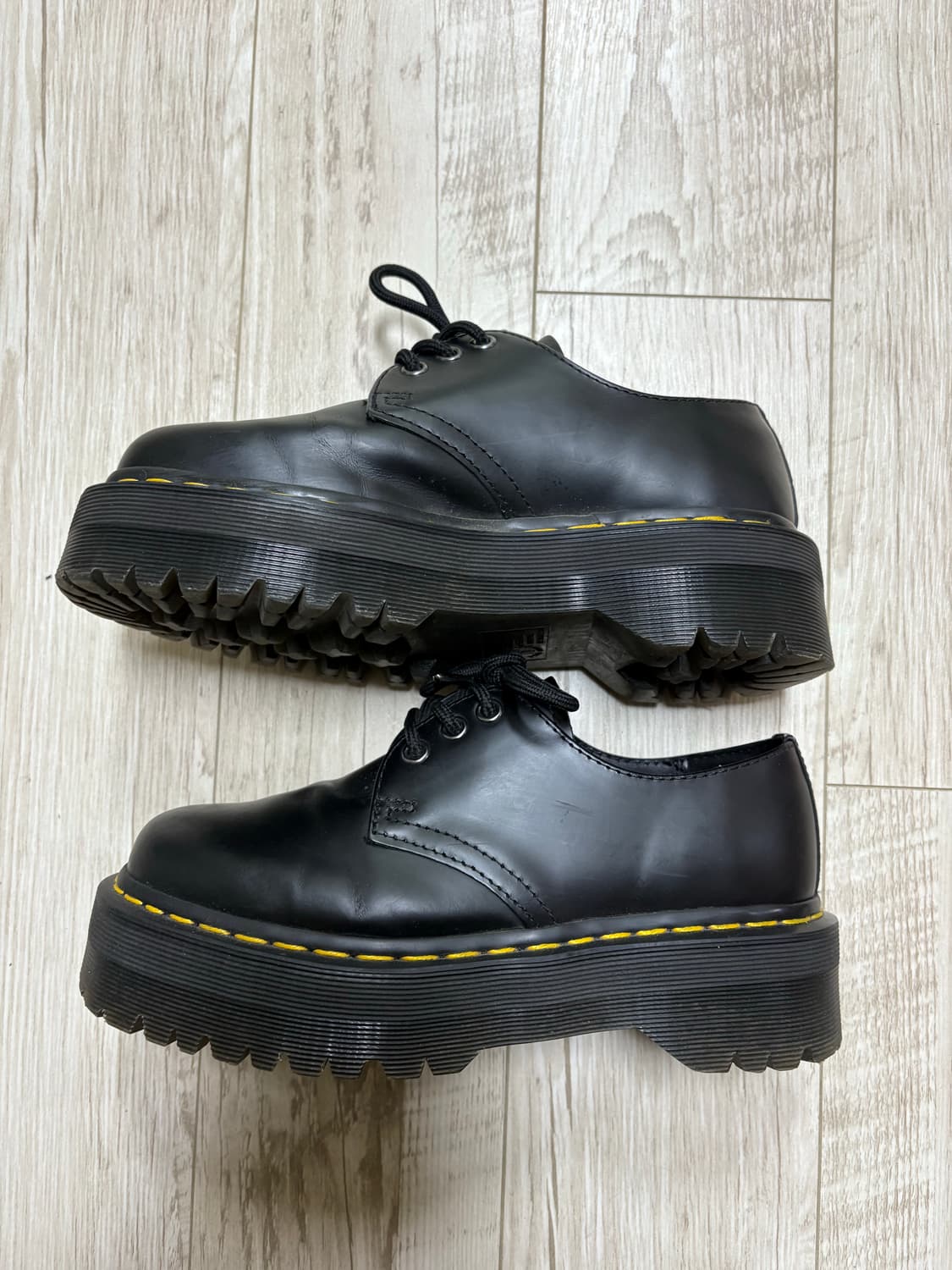 닥터마틴 1461 3홀 쿼드 240 상품이미지2