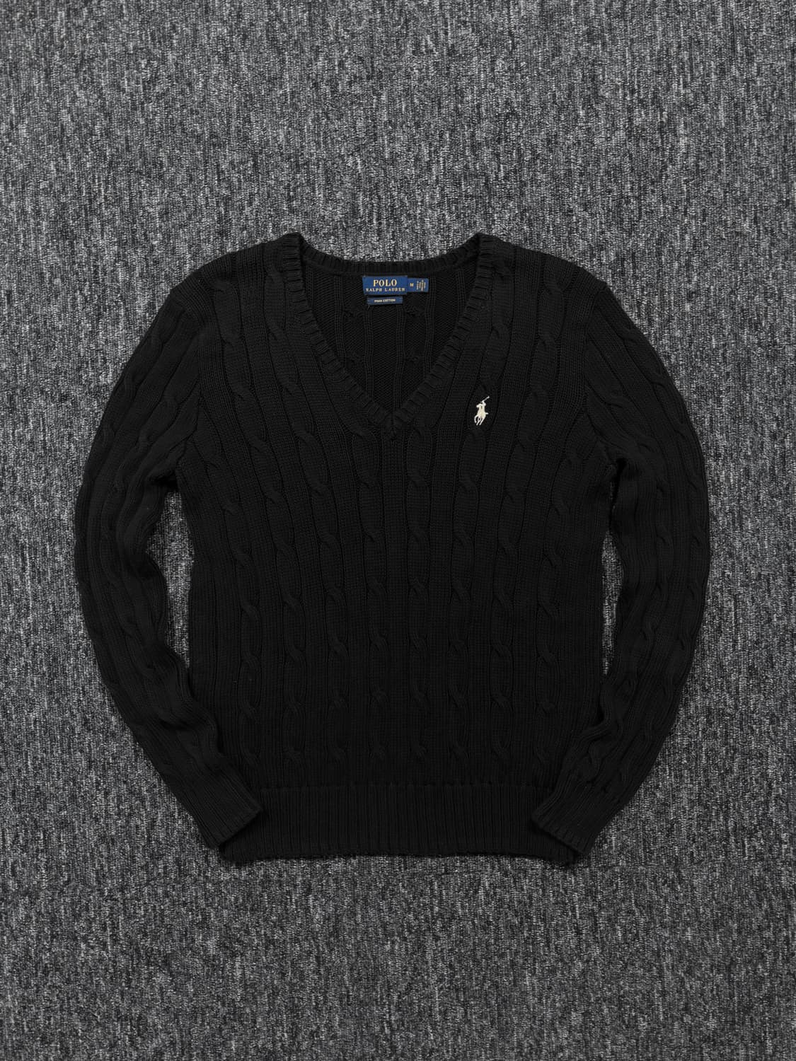 폴로 블랙 꽈배기 브이넥 니트 상품이미지2