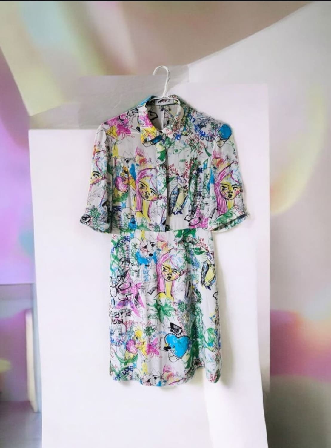 유니크 페이스 패턴 셔츠형 벨티드 미디원피스 55 상품이미지1