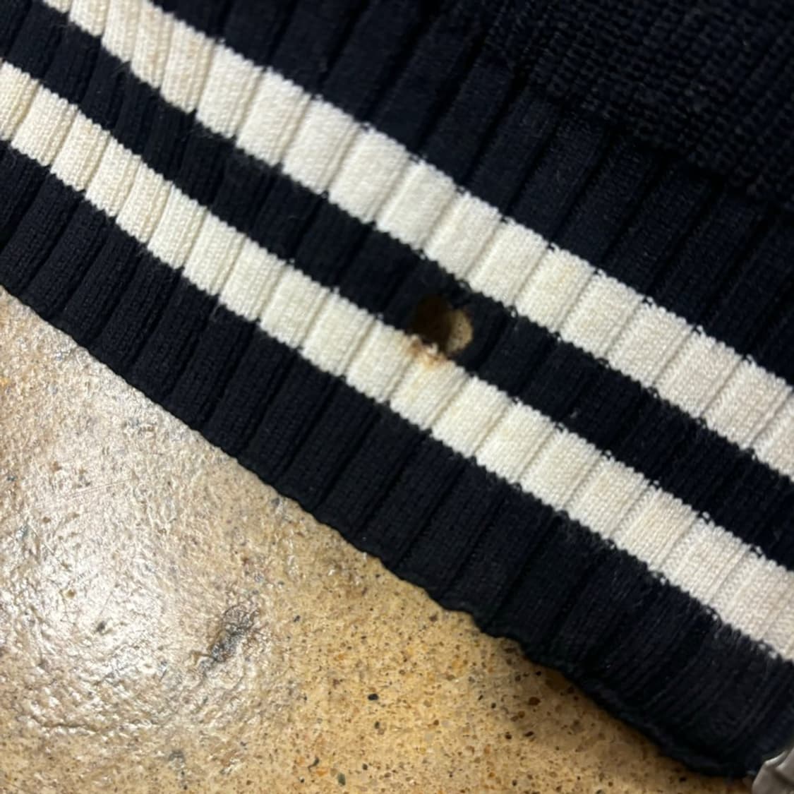 마뗑킴 블랙 니트 집업  상품이미지7