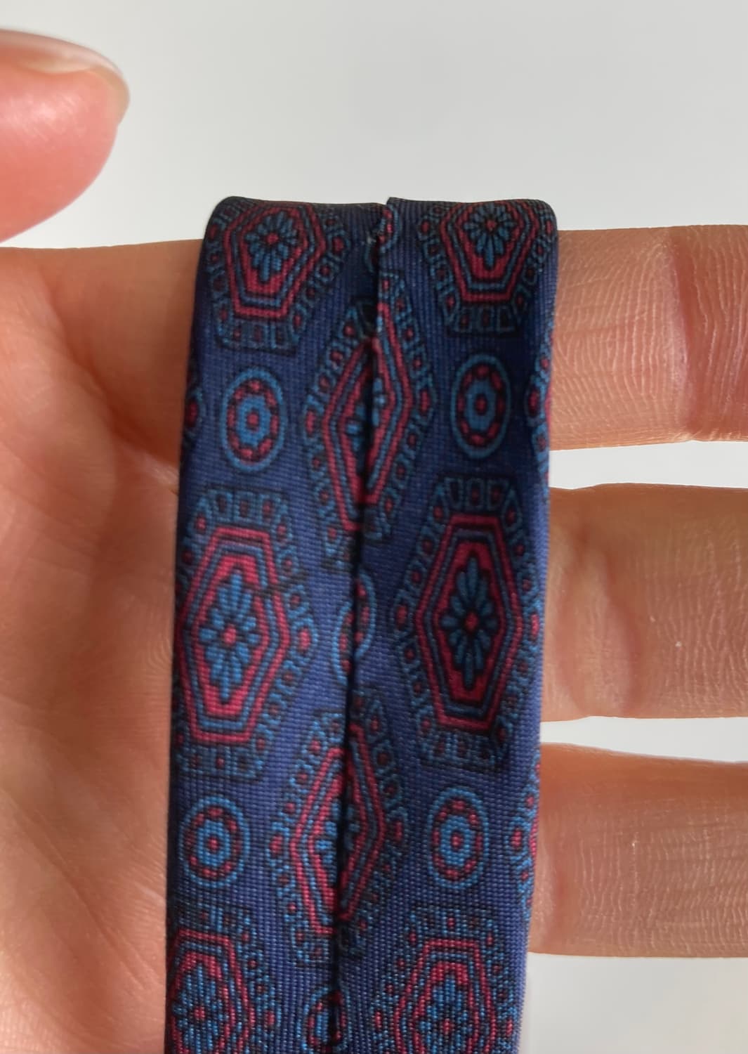 입생로랑 넥타이 상품이미지5