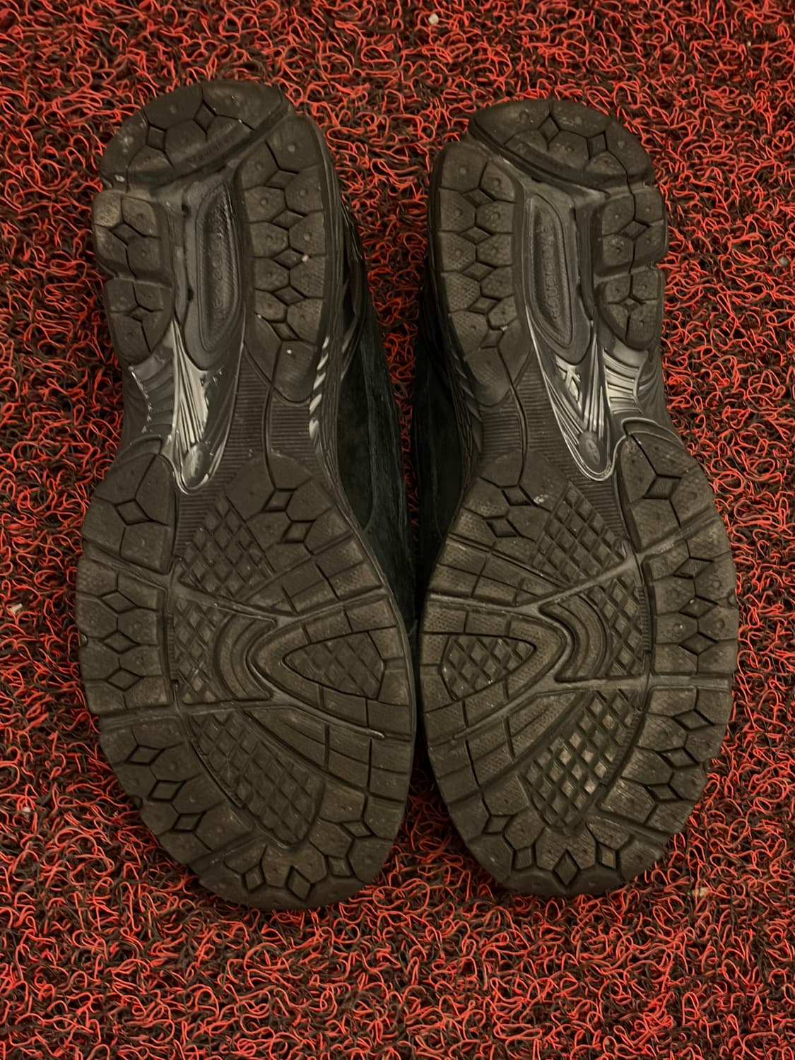 뉴발란스 1906L 블랙 블랙 시멘트 상품이미지3