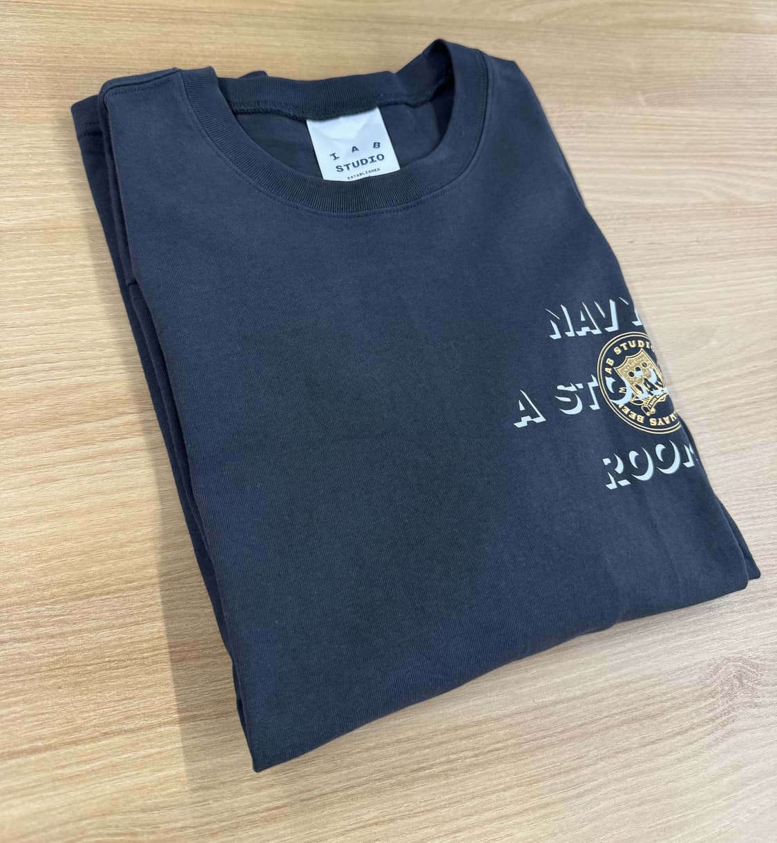 IAB STUDIO 티셔츠 L 팝니다 상품이미지3