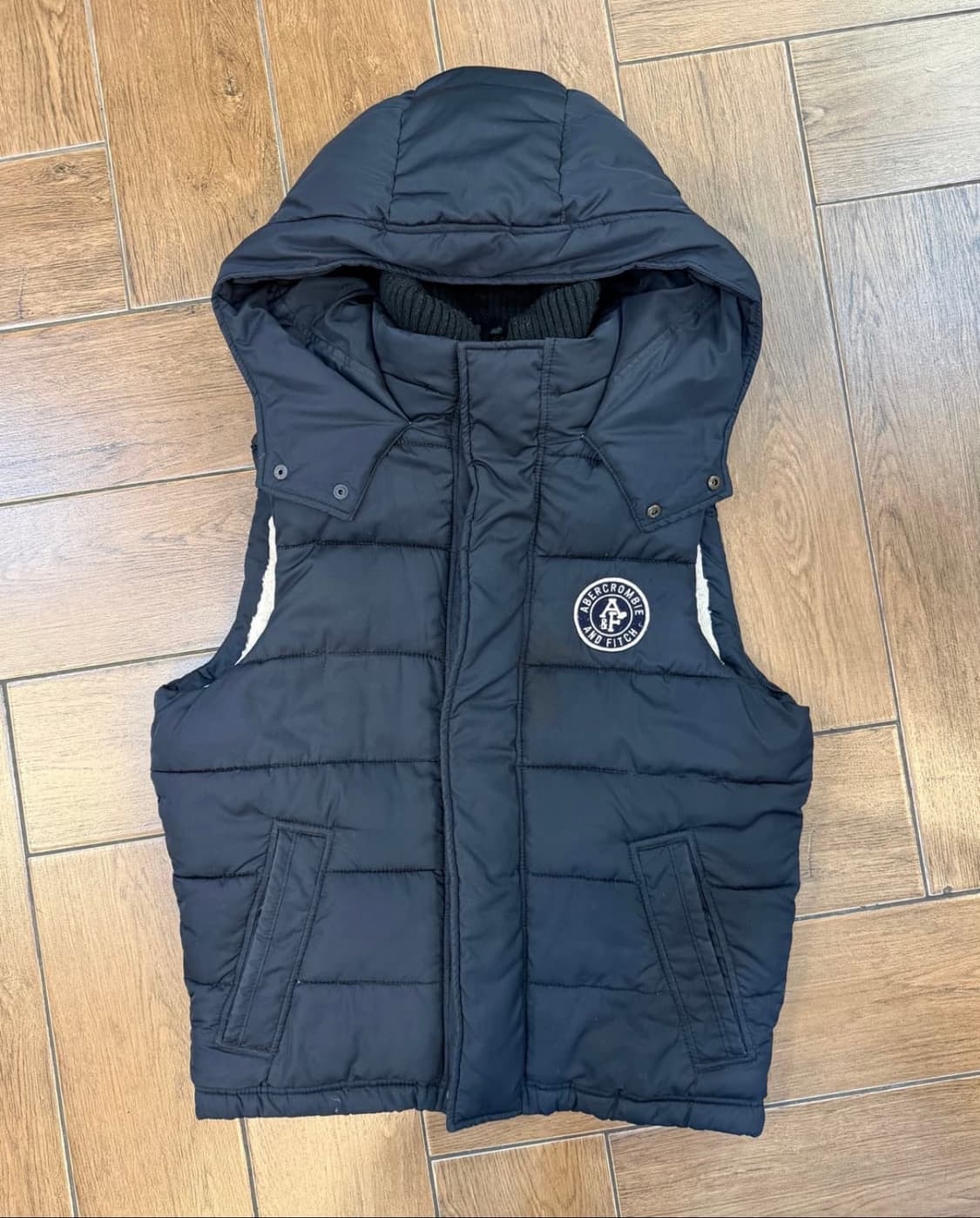 아베크롬비 네이비 후드 조끼 패딩  상품이미지3