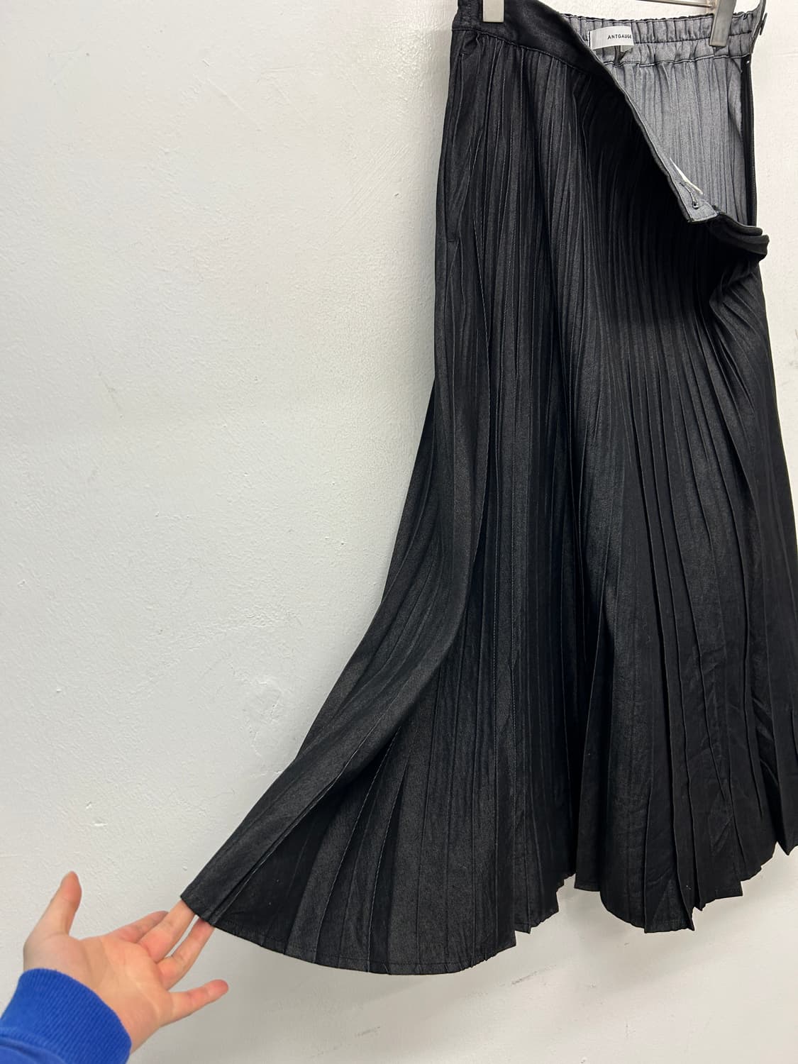 안트가우지 플리츠 데님 롱 스커트 상품이미지3