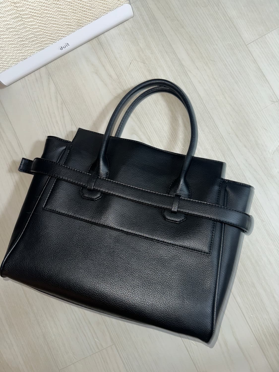 자라 벨트 디테일 토트백 블랙 상품이미지2