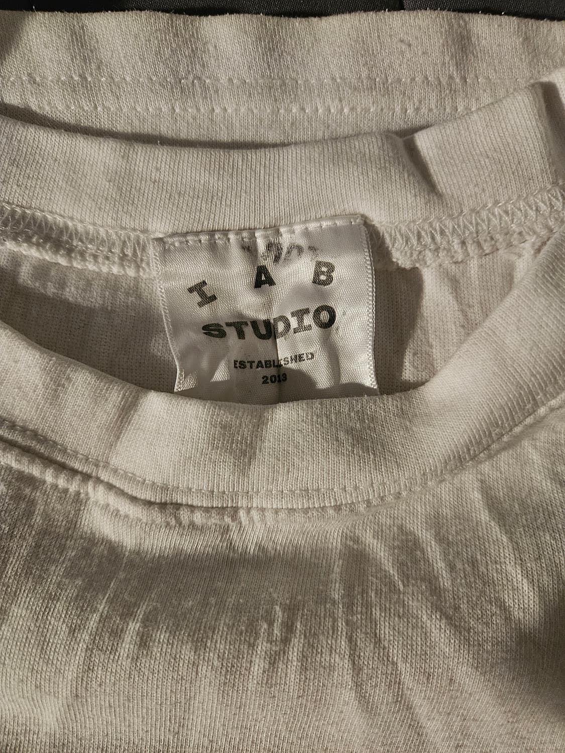 아이앱 스튜디오 10주년 반팔 XL 화이트 상품이미지3